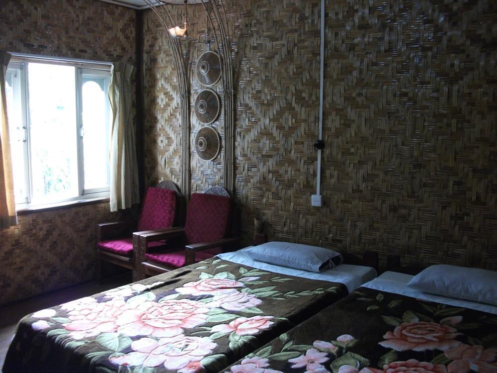 Mingalar Inn Inle Lake Kültér fotó