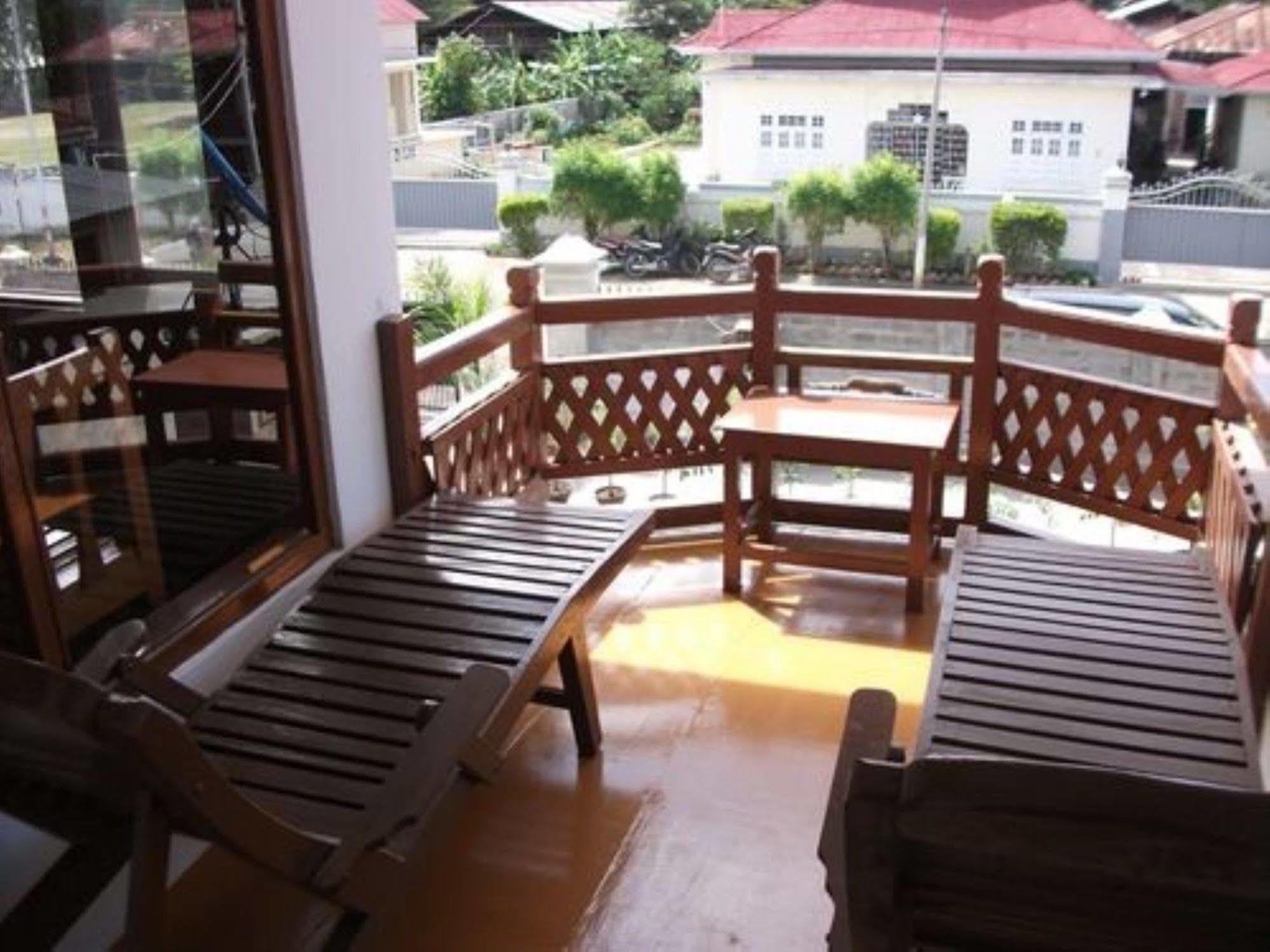 Mingalar Inn Inle Lake Kültér fotó